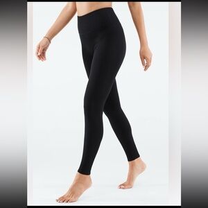 Fabletics Ribbed Black Legging